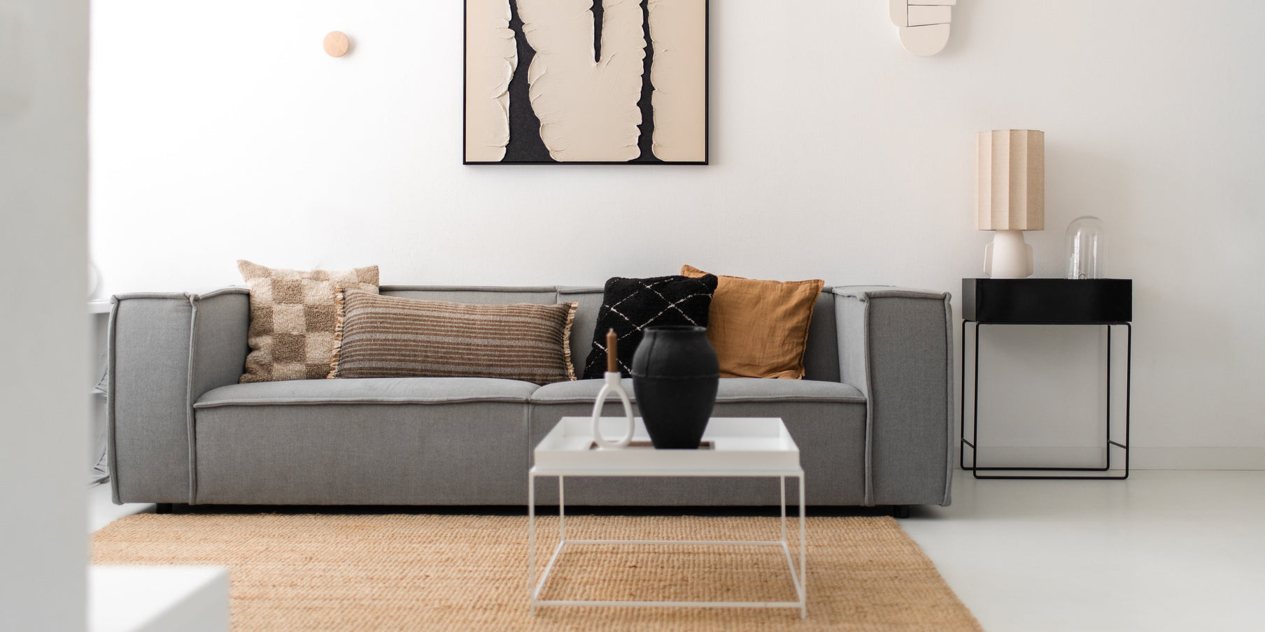 Bank Sommer By SIDDE - binnenkijken bij - rechte bank - tussenwoning inrichting Bank Sommer By SIDDE - binnenkijken bij - rechte bank - tussenwoning inrichting