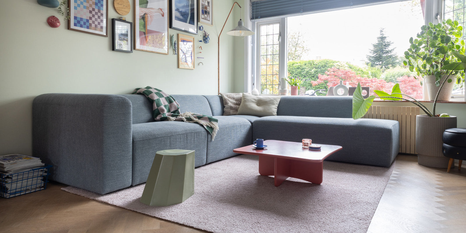 Kijk mee in het Scandinavische interieur met vintage twist van Melissa